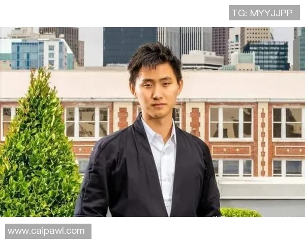 足球天才崛起之路 揭示顶级球员背后的奋斗与荣耀